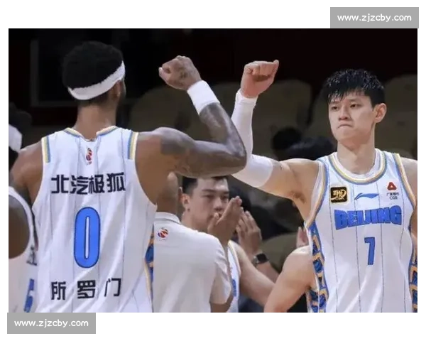 同曦补强内线短板!首钢旧将所罗门加盟,防守篮板成战术核心 同曦补强内线短板!首钢旧将所罗门加盟,防守篮板成战术核心